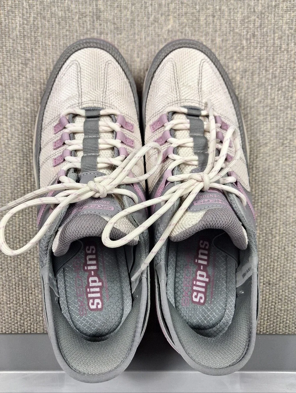 Skechers hands free